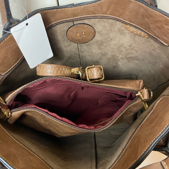 NWT Large brown handbag. Button front. 16x10x5.5 - Picture 2 of 7